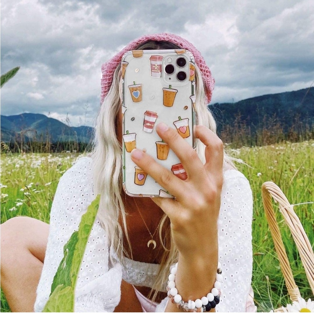 New.Gifted.Only for iPhone 12 / iPhone 12 Pro case will NOT fit any other model!